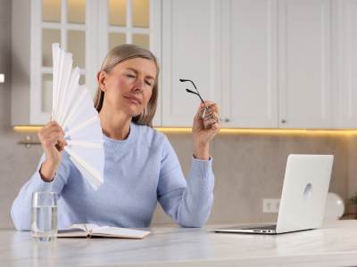 menopause-mincir-fleursdebach-bouffees-de-chaleur-stress-perimenopause-anxiete